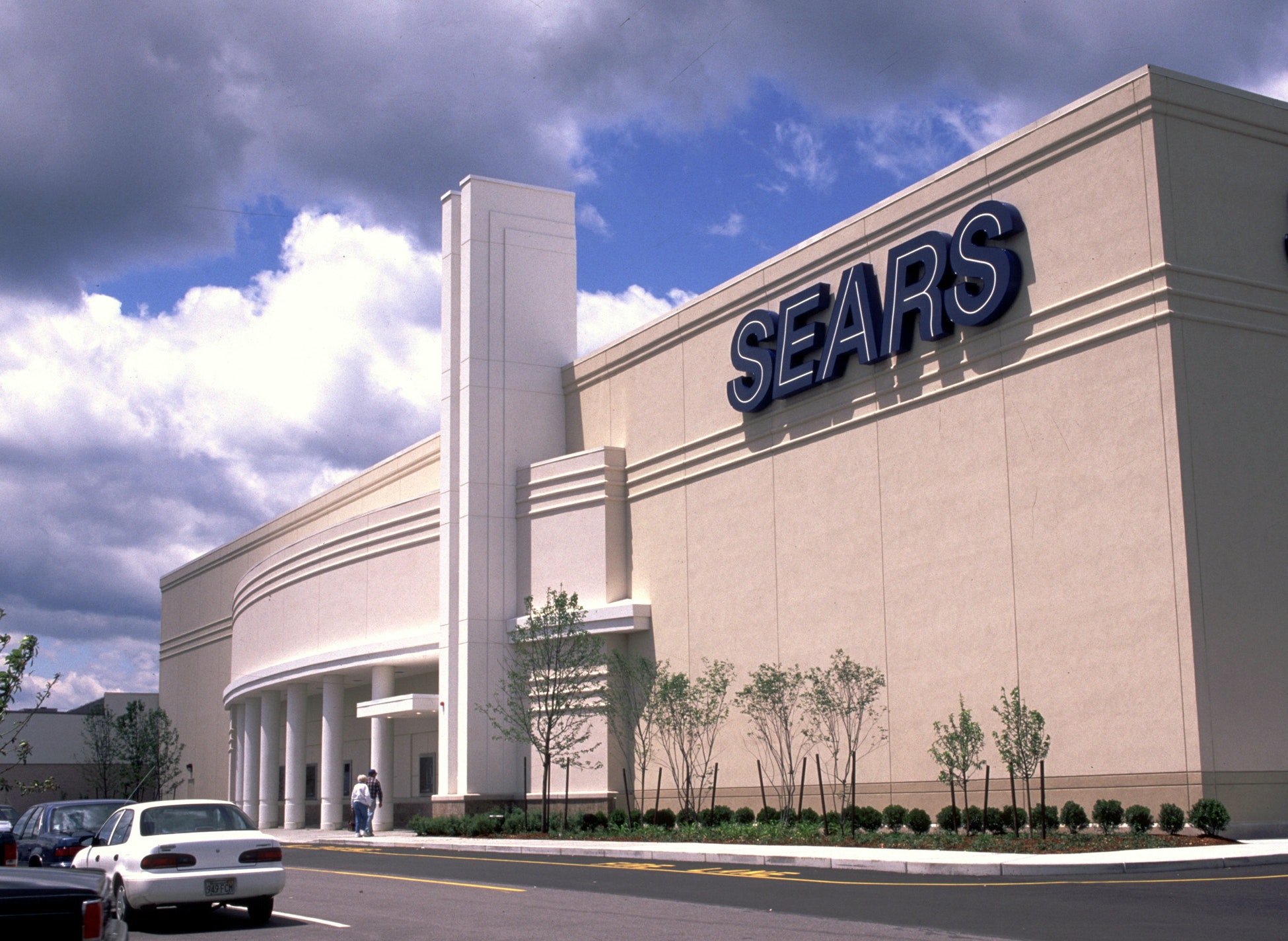 1673318983592 Amazonpicksitspartnerfortireinstallationsears