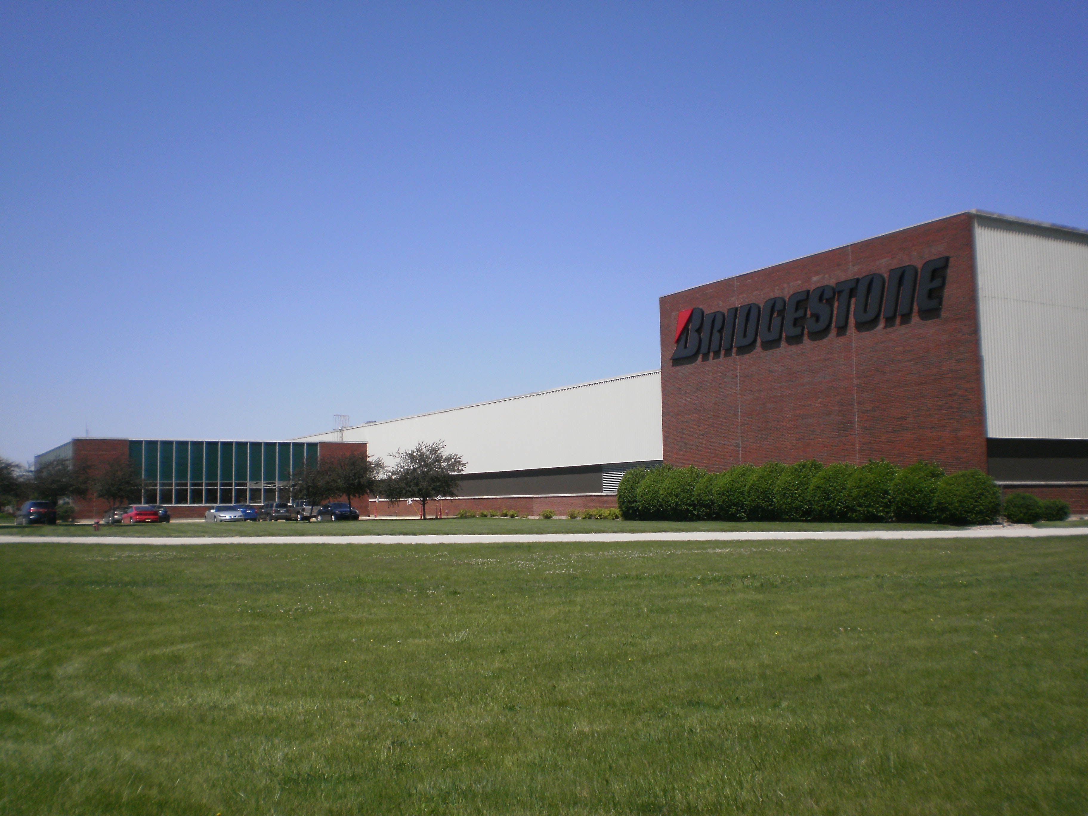 1673319345064 Bridgestoneexpandsotrtireproductioninus