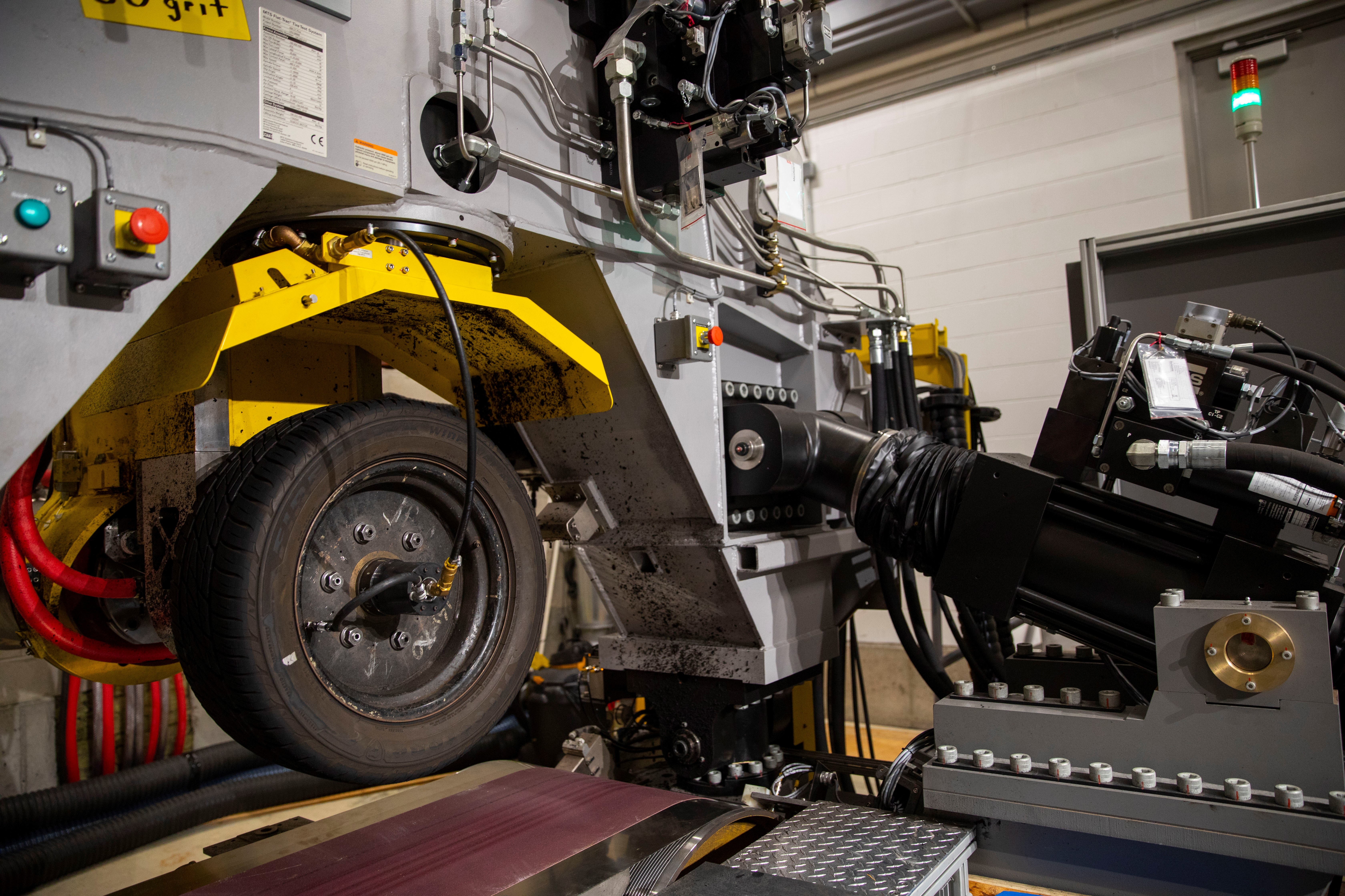 1673319631065 Smithersrapralabexpansionfeaturesanewtiretestingsystem