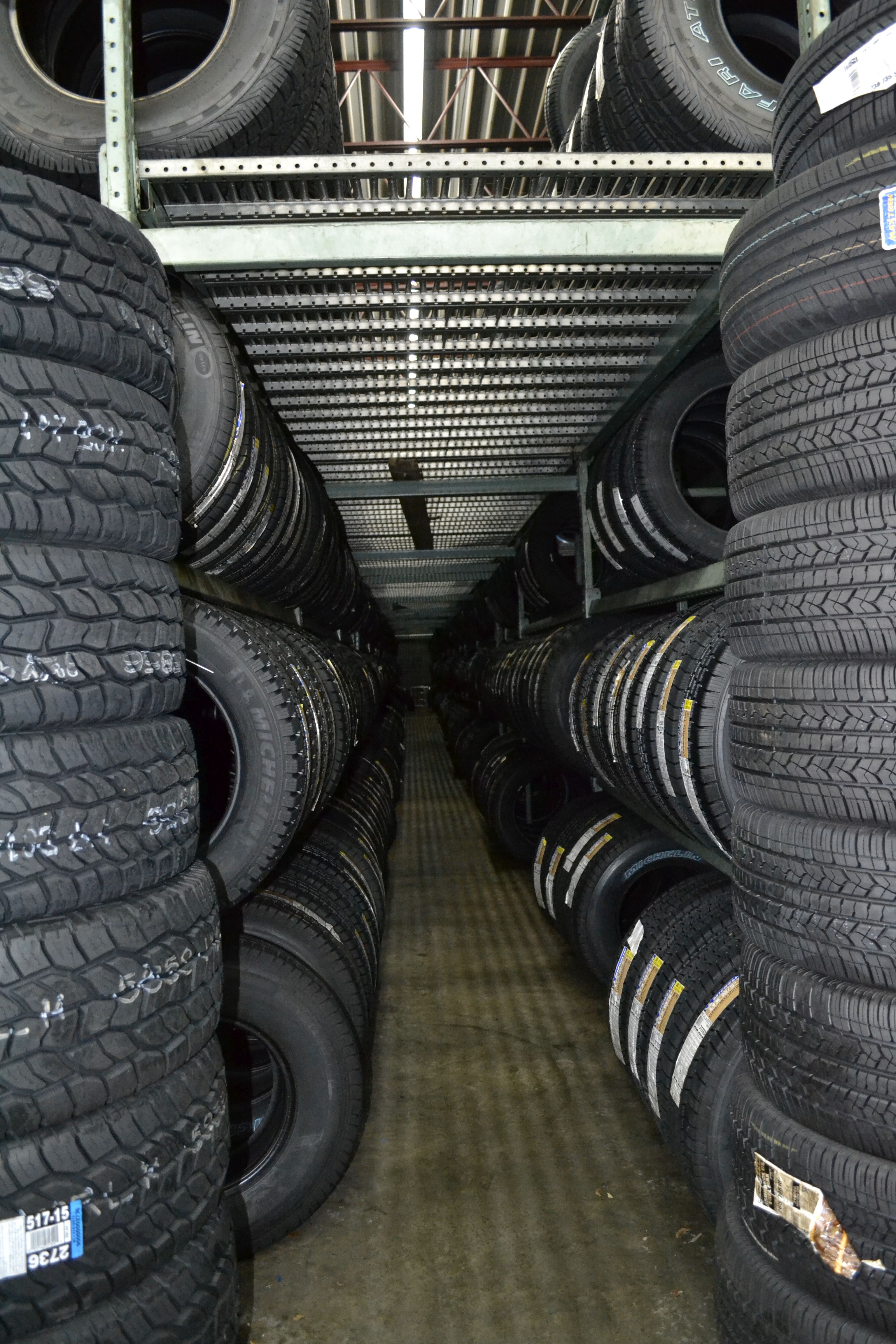 1673320624543 Ebayofferstireinstallationintheus