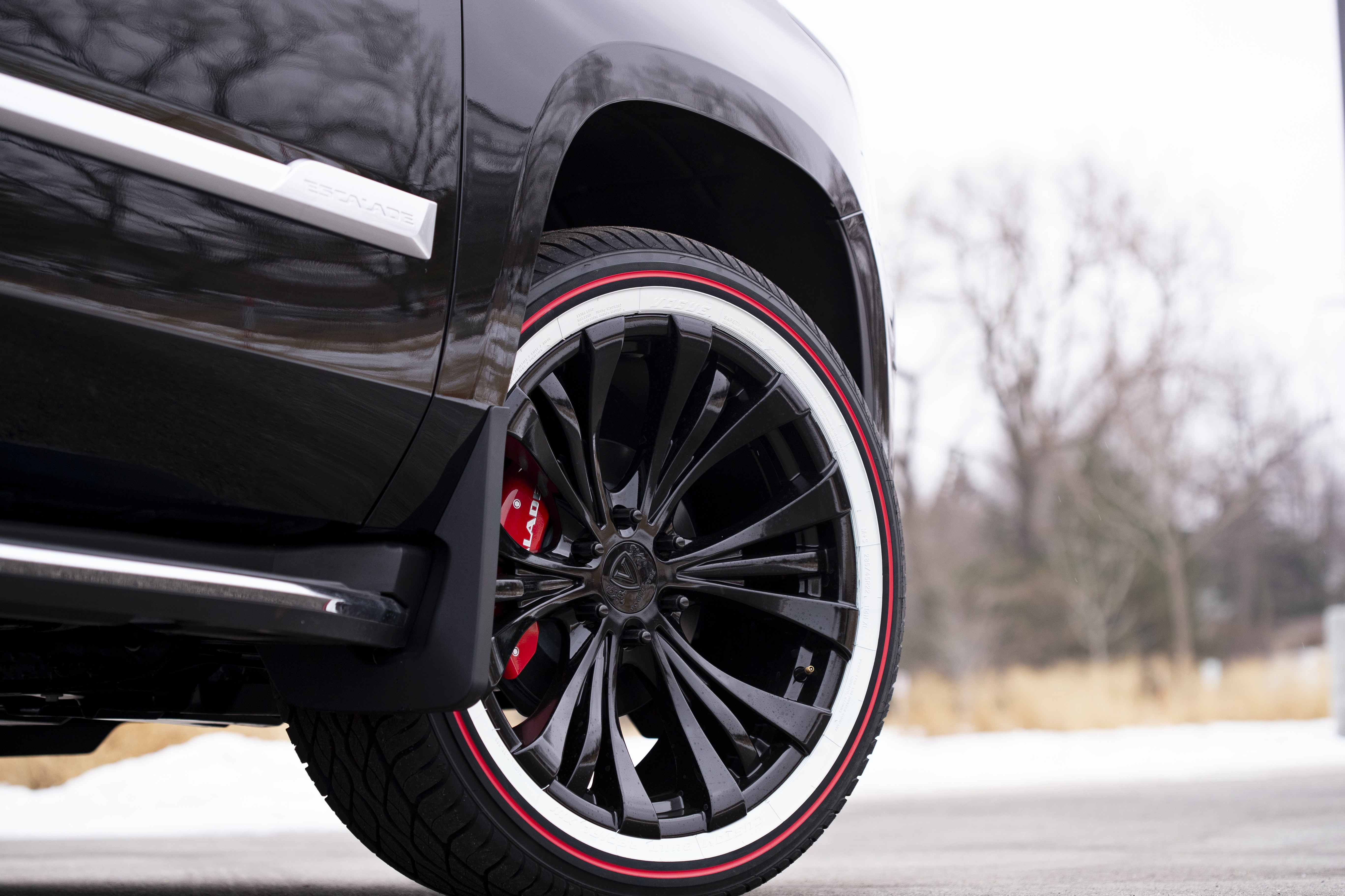 Vogue Is Adding 2 Sizes to Red Stripe Tire Line 20200225 Modern