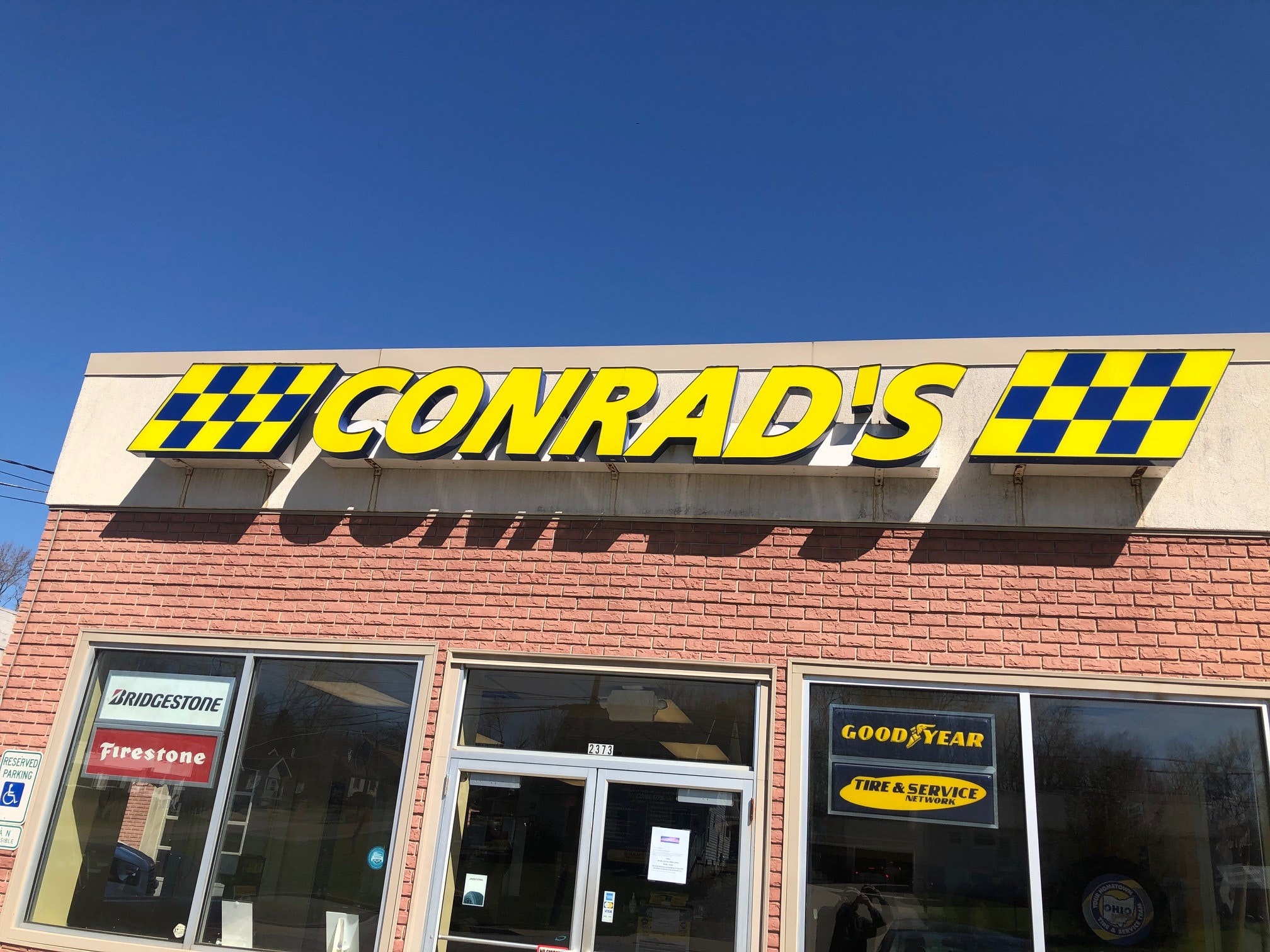 1673321675000 Covid19hitshomeconradstiretakesswiftactionafteremployeetestspositive