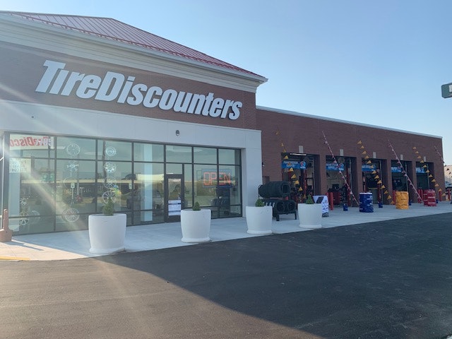 1673322192880 Tirediscountersopens2morestores