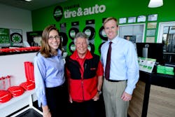 1673362962488 Racinglegendandrettivisitsvirginiatireauto 1673362962488 Racinglegendandrettivisitsvirginiatireauto