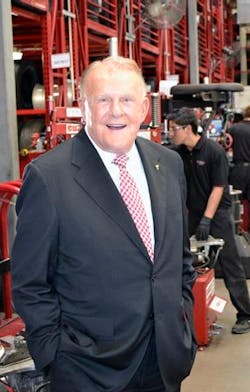 1673367368698 Brucehallereceivesthehoratioalgeraward 1673367368698 Brucehallereceivesthehoratioalgeraward