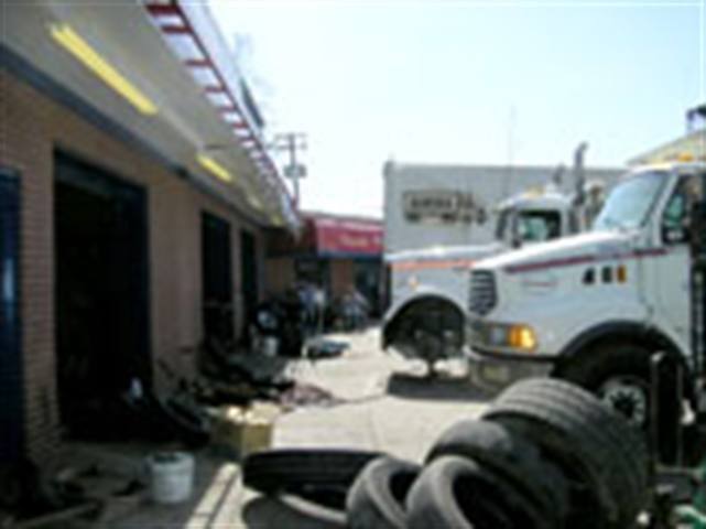 1673367656370 Oldtrucksmorebucksdavid39scommercialtirecaterstousedtruckdealersbygivingthe