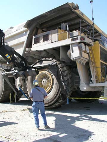 1673373881149 Thechaoticworldofotrtires