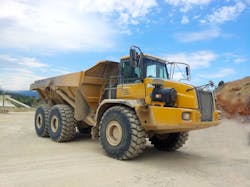 1673375290662 Bktsearthmaxsrtodebutatbauma2016 1673375290662 Bktsearthmaxsrtodebutatbauma2016