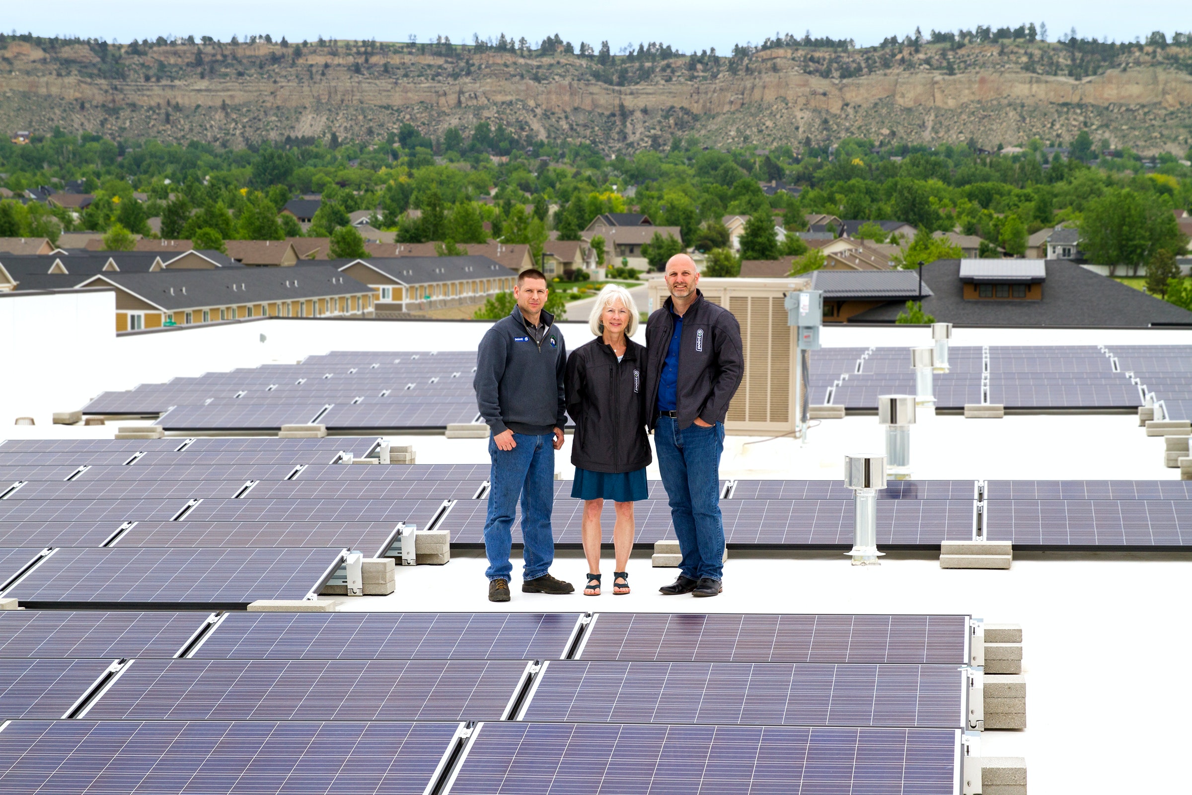 1673376295728 Asolarpoweredtirestoreopensinmontana