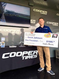 1673376430944 Cooperemployeehonoredwithlonestarjrjohnnyrutherfordaward 1673376430944 Cooperemployeehonoredwithlonestarjrjohnnyrutherfordaward