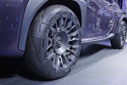 the-latest-goodyear-concept-tire-evolves-from-the-inside-out