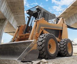 skid-steer-operators-are-on-a-tire-buying-spree