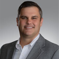 In his new role, Brad Persons will oversee Apollo's commercial tire sales initiatives within the U.S. and Canada. In his new role, Brad Persons will oversee Apollo's commercial tire sales initiatives within the U.S. and Canada.