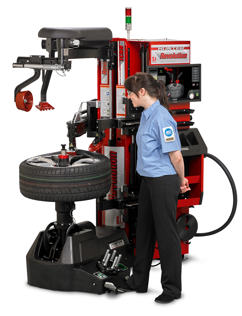 Hunter Revolution Tire Changer Connects with Modern Tire