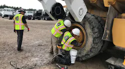 The 200-level Advanced (Basic) ETS class covers comprehensive hands-on training using a service truck, hydraulic tools and a variety of equipment that can aid technicians in servicing tires.