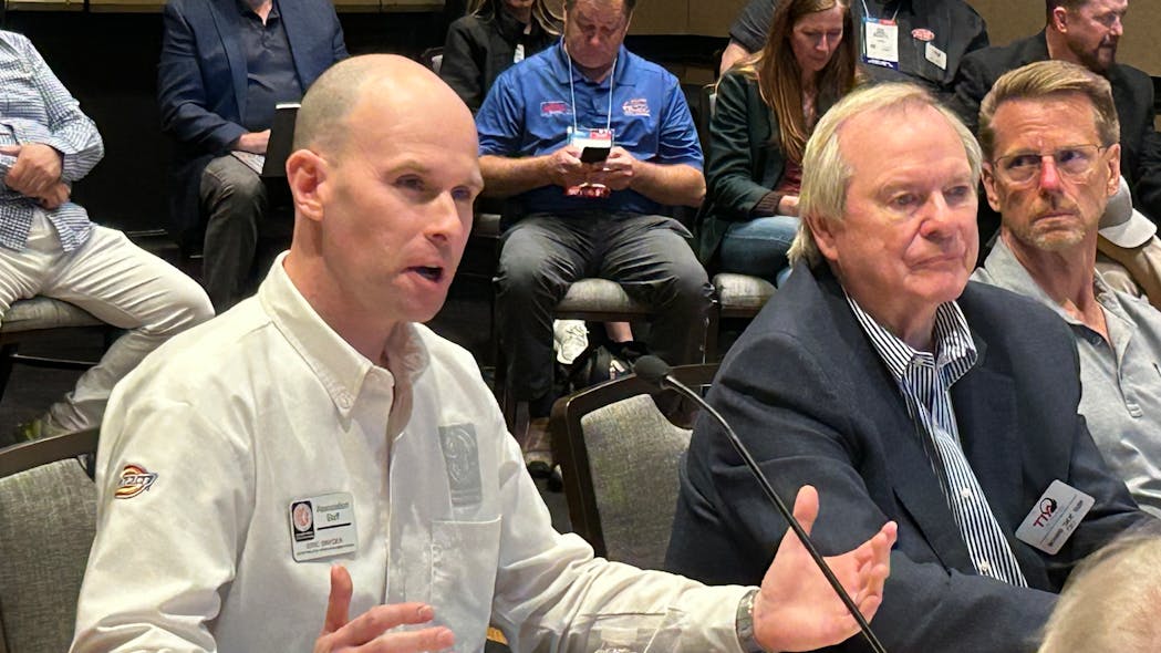 Eric Snyder, senior director of federal government affairs for SEMA, discusses the importance of the Right to Repair movement, seated next to TIA CEO Dick Gust.
