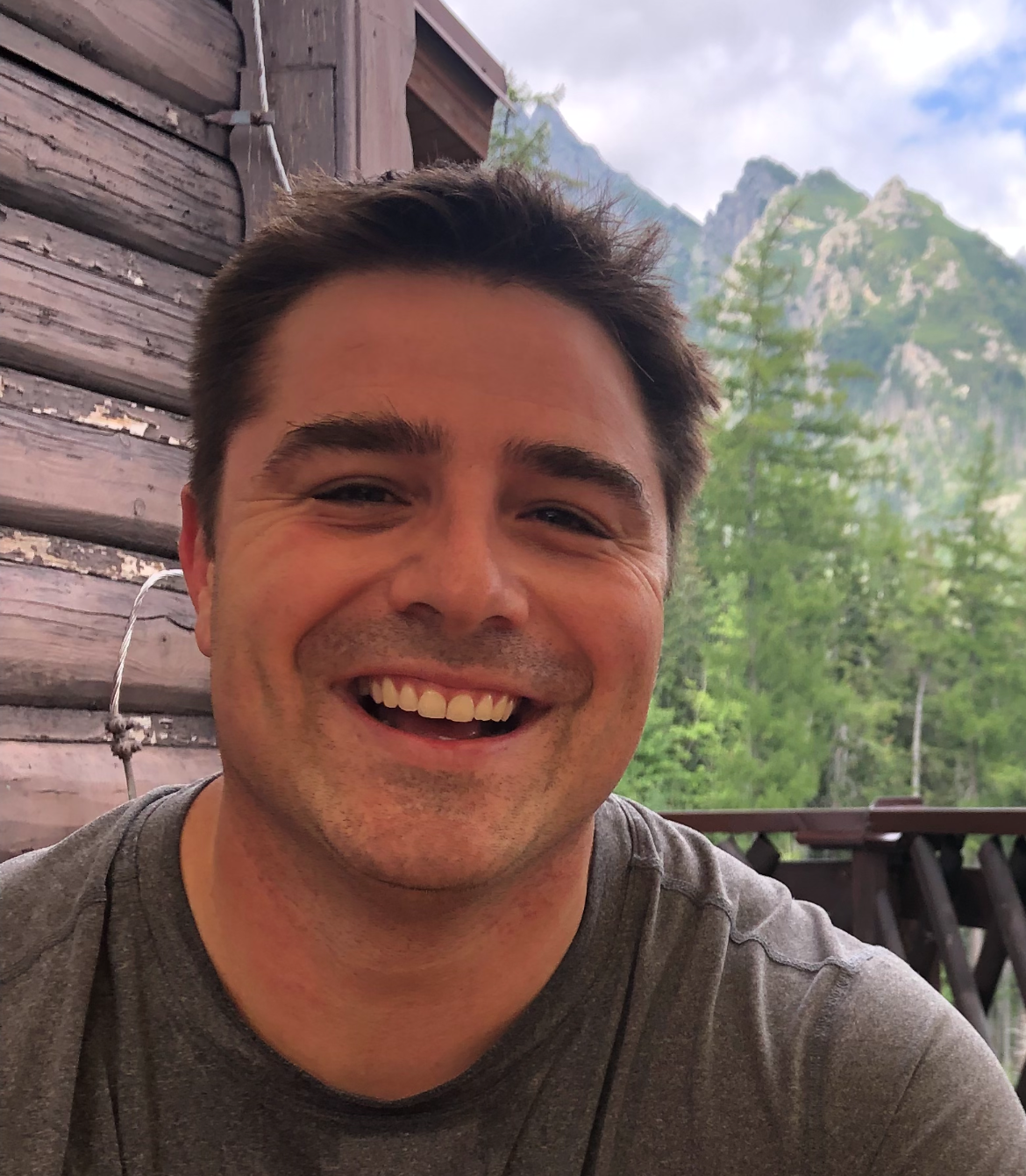 Adam Genuario 2 653948552416e