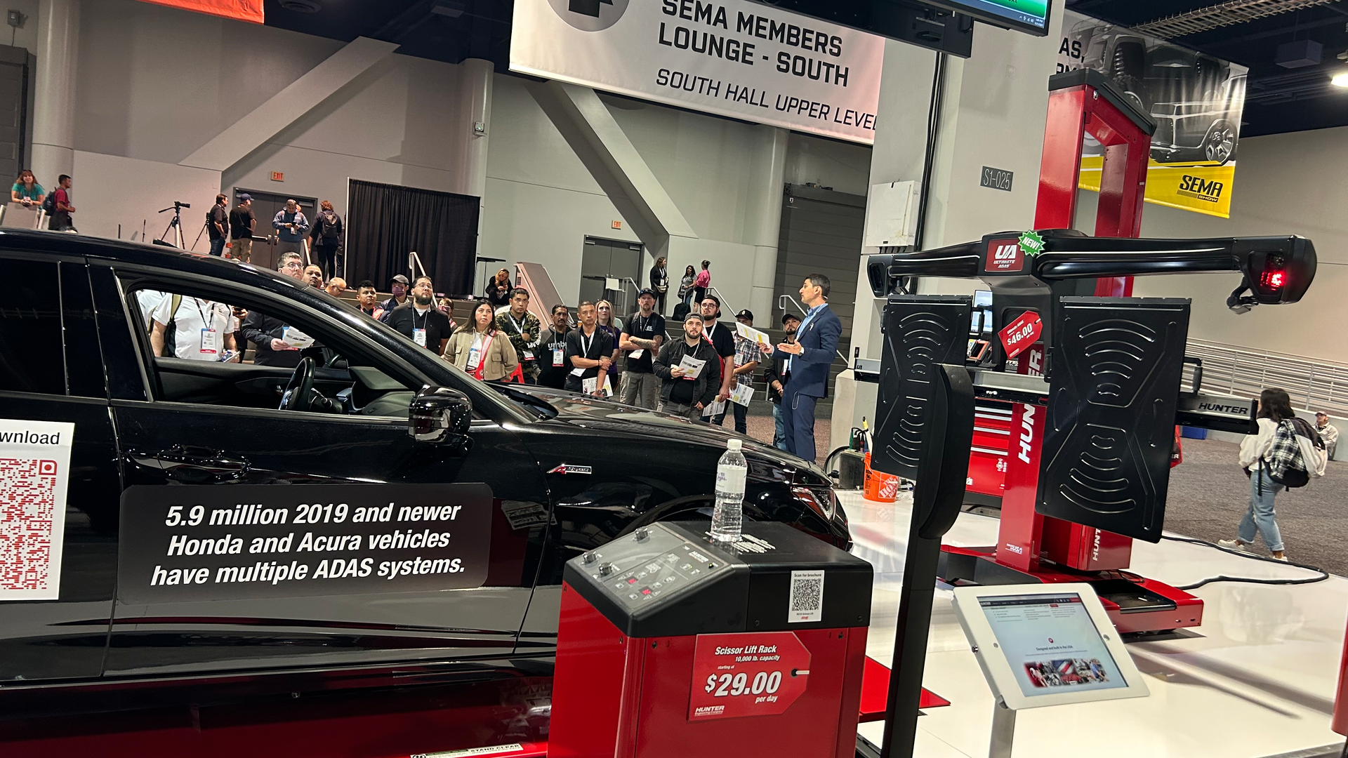 Ultimate ADAS combines Hunter Engineering Co.'s alignment technology 'with an efficient and easy-to-use guided target placement system for around-the-vehicle coverage,' according to Hunter officials.