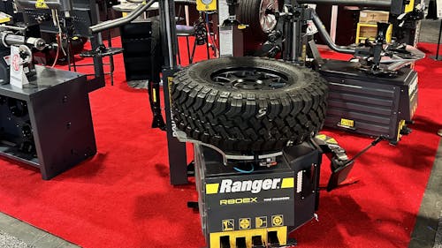 Bendpak hotsell wheel balancer
