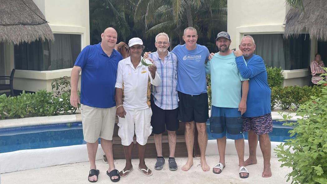 Black&rsquo;s Tire Service celebrated its wholesale customers during a rewards trip to Mexico. The company also recognized employees who have been with the company for at least 20 years.