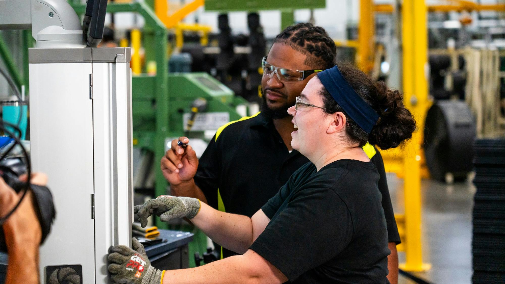Nokian Tyres' plant in Dayton, Tenn., manufactures all-weather and all-season passenger tires, as well as light truck tires. The five-year-old facility employs 500 people.