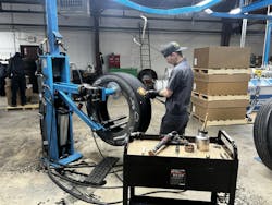 K&R Tire’s retread shop is building tires for customers throughout central Michigan. Owner Ed Rietman says the company’s territory fans out 100 miles in any direction from Grand Rapids, Mich. K&R Tire’s retread shop is building tires for customers throughout central Michigan. Owner Ed Rietman says the company’s territory fans out 100 miles in any direction from Grand Rapids, Mich.