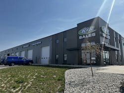 K&R Tire Center has a large service center in Holland, Mich., next to the company’s headquarters. In April the company hosted an open house at its newest location, a Goodyear retread plant in Flint. The plant has the capacity to build 150 medium truck tires a day. It’s just the latest evolution of the K&R business portfolio. K&R Tire Center has a large service center in Holland, Mich., next to the company’s headquarters. In April the company hosted an open house at its newest location, a Goodyear retread plant in Flint. The plant has the capacity to build 150 medium truck tires a day. It’s just the latest evolution of the K&R business portfolio.