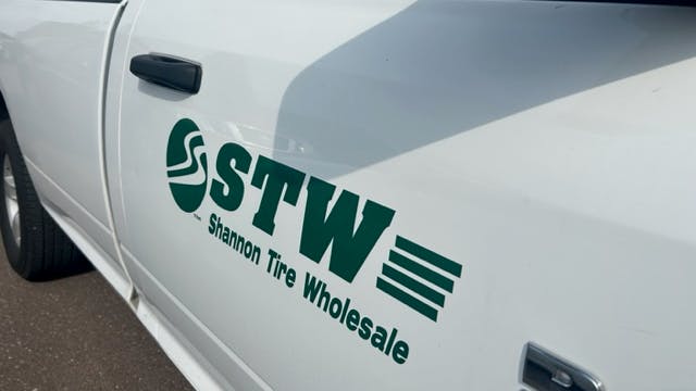 Photos Steve Shannon Tire Sponsors 4Wheel Jamboree Modern Tire Dealer