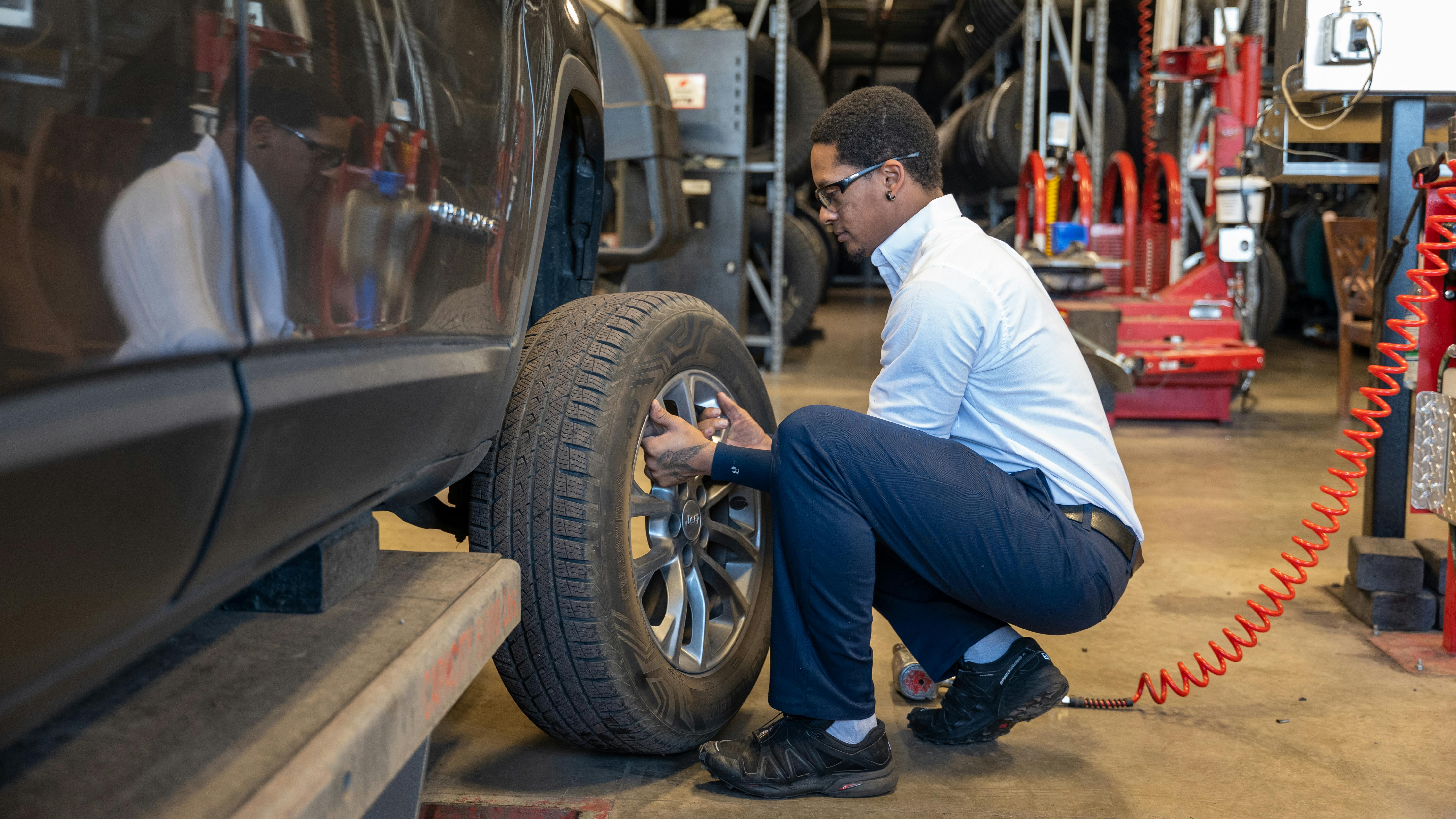Les Schwab Tire Centers Inc.&rsquo;s &ldquo;America&rsquo;s Best Tire Warranty&rdquo; is now available.