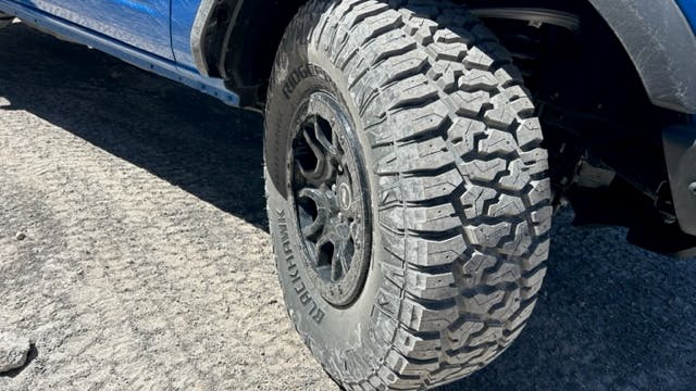 Photos: Sailun Showcases New Blackhawk R/T Tire | Modern Tire Dealer