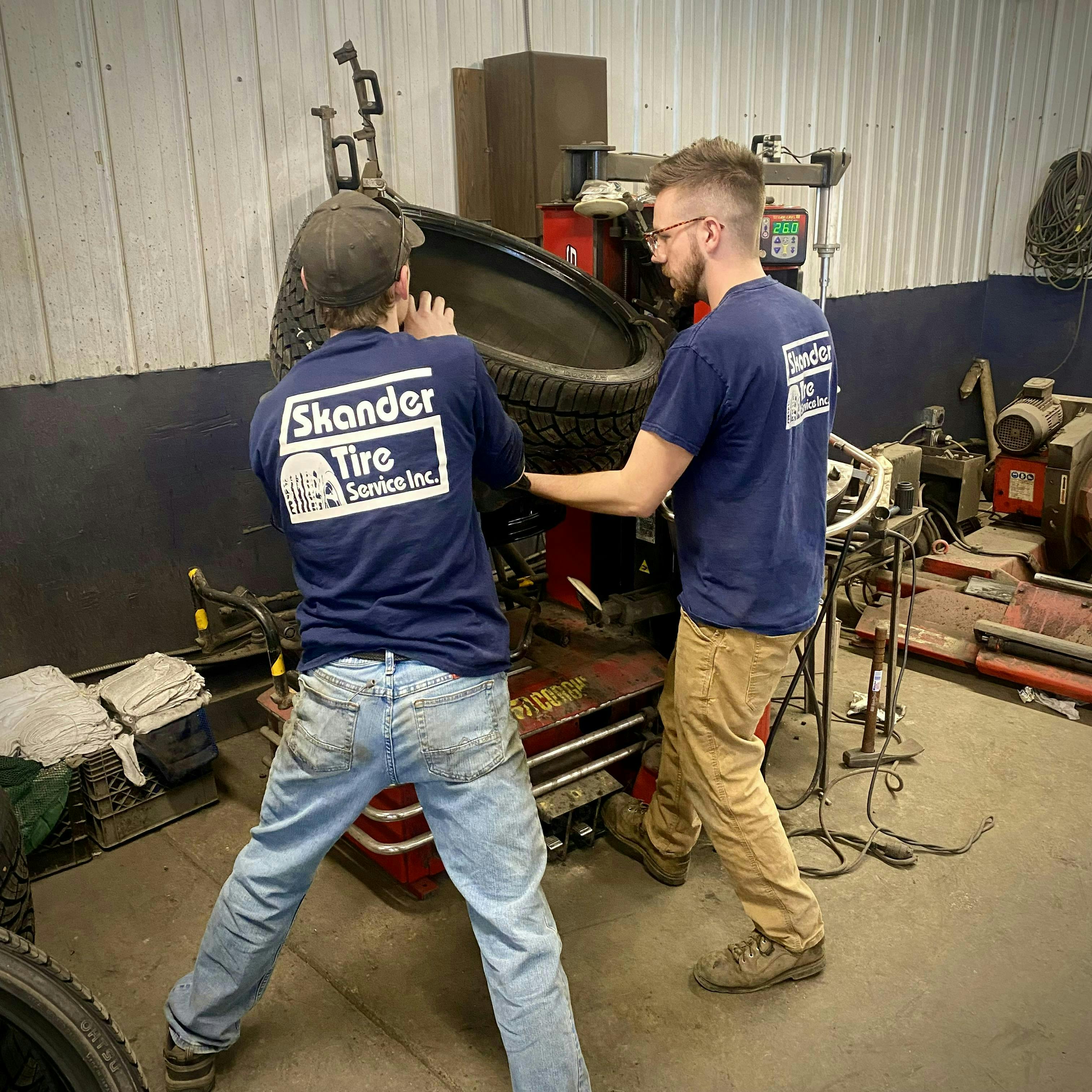 Skander Tire & Auto Service has a large, 11-bay shop and has 26 employees.