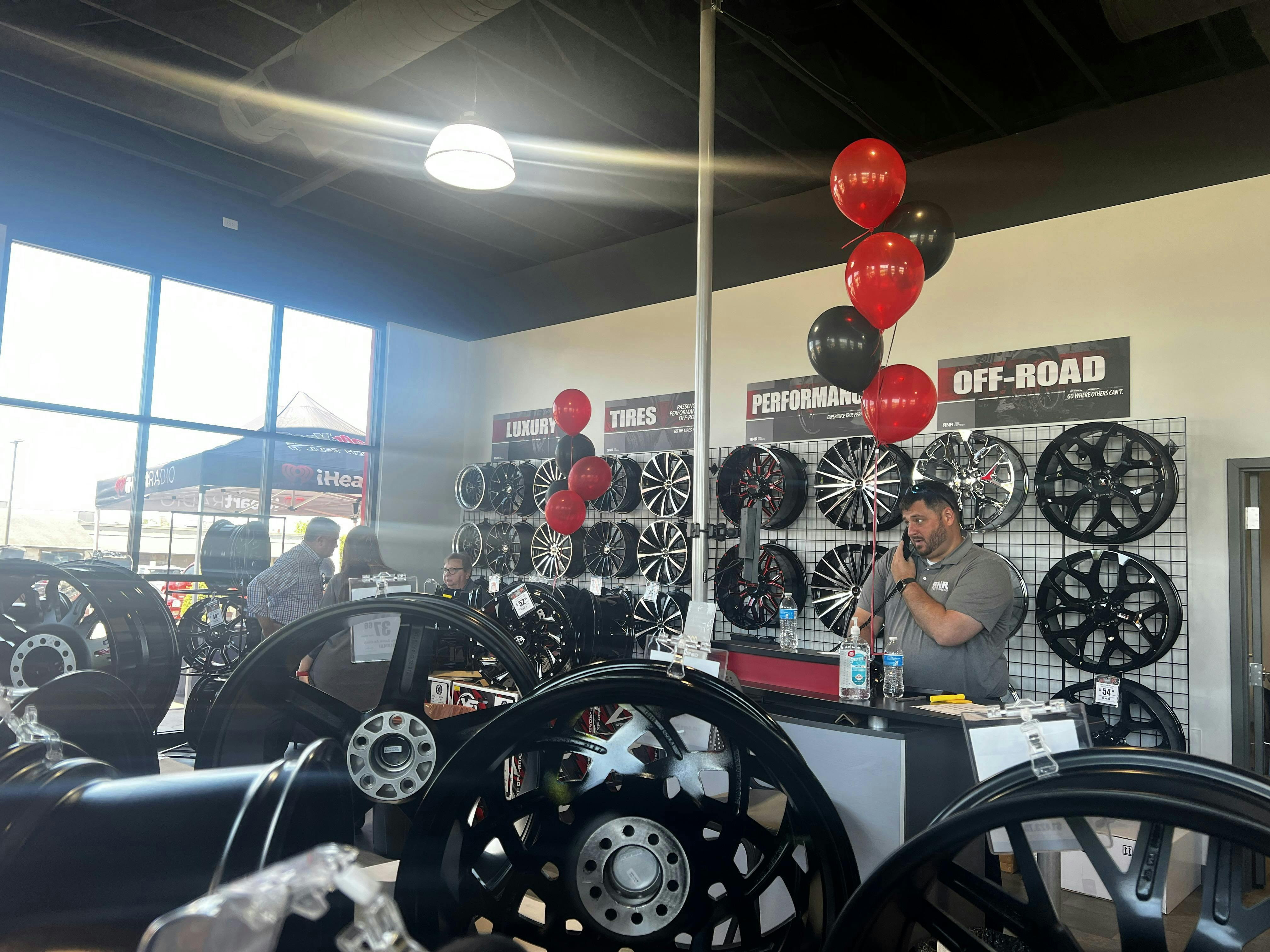 Scott Robertson is vice president of Summit Capital Partners Automotive Services LP, says the company’s RNR Tire Express stores sell both tires and wheels, but “our core business is renting tires.” Scott Robertson is vice president of Summit Capital Partners Automotive Services LP, says the company’s RNR Tire Express stores sell both tires and wheels, but “our core business is renting tires.”