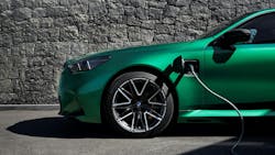 The tire features a new tread with a generous contact surface and rearranged linear grooves that support fast feedback and wide tread locks to support agile steering behavior. The tire features a new tread with a generous contact surface and rearranged linear grooves that support fast feedback and wide tread locks to support agile steering behavior.