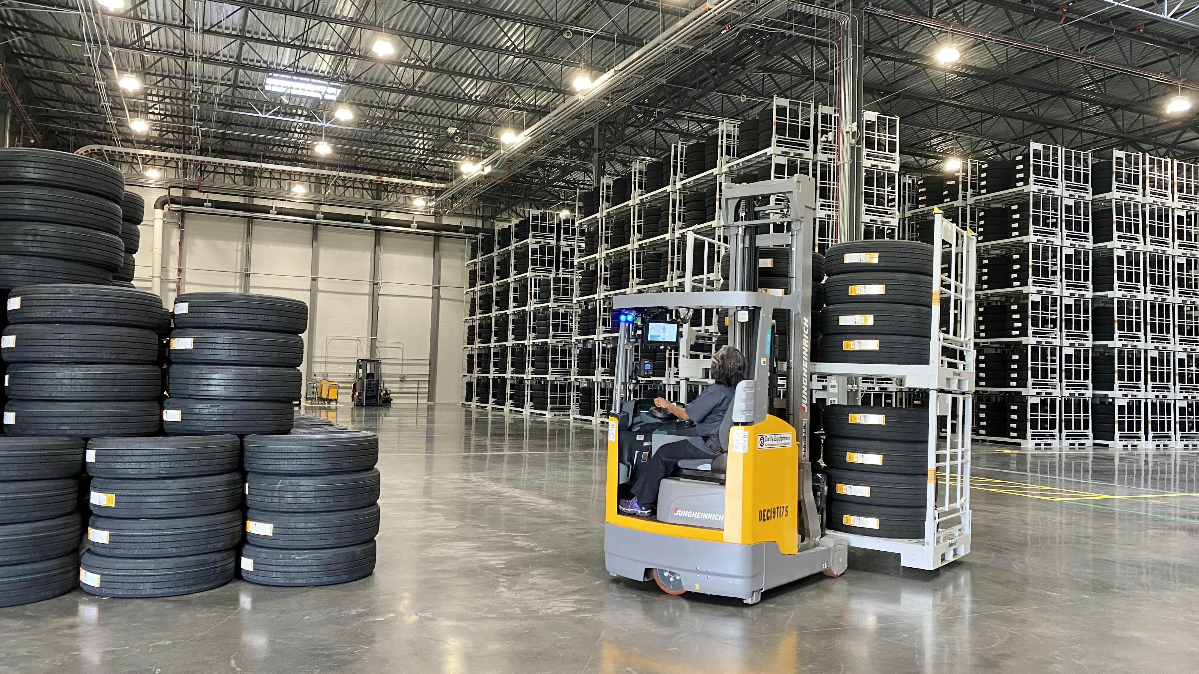 Continental AG&rsquo;s Tires Group posted $3.6 billion in sales during the third quarter.