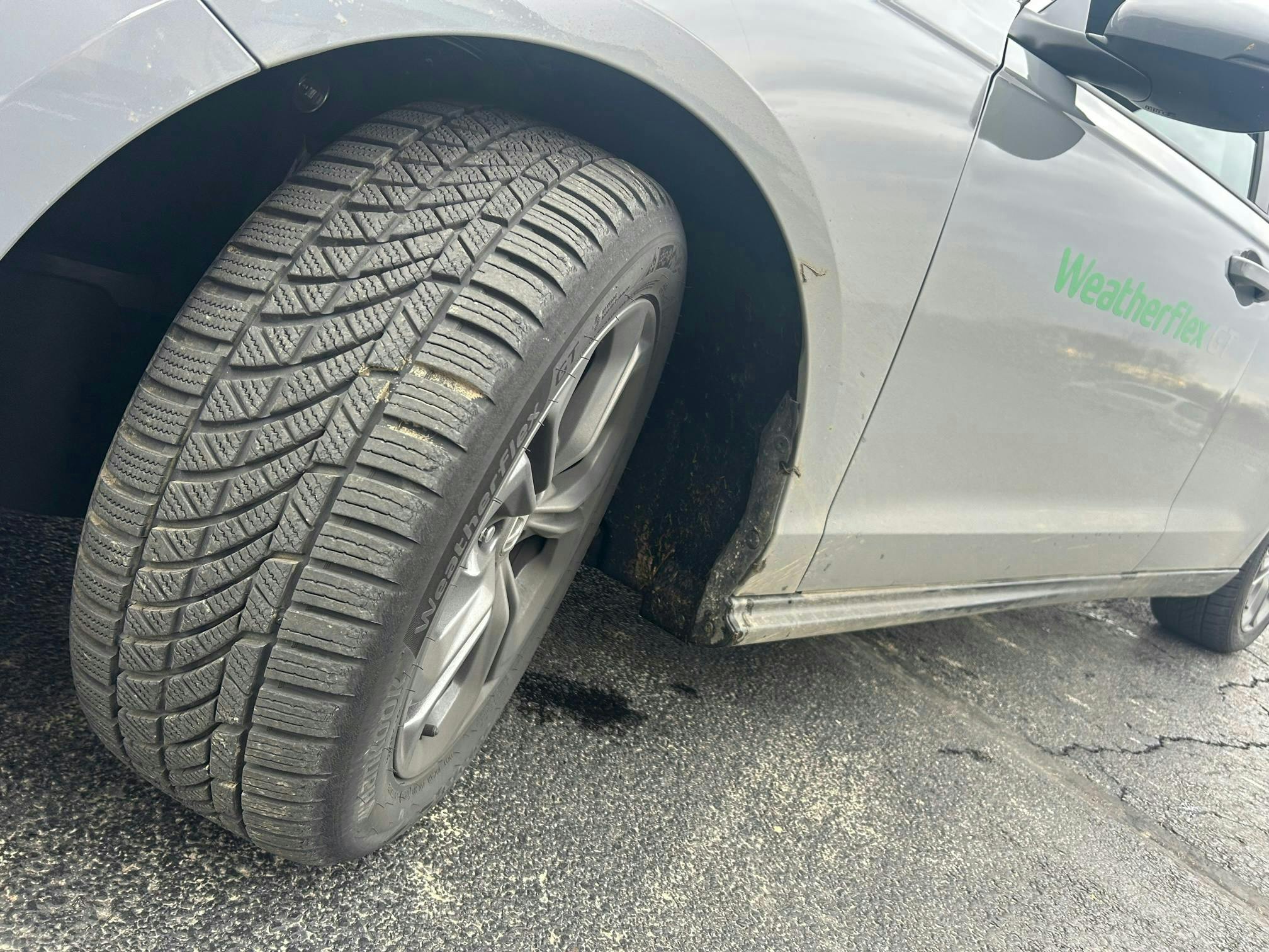 Hankook demonstrated the capabilities of the Weatherflex GT at a Nov. 20 ride-and-drive event in Joliet, Ill. The Weatherflex GT will be available this January in 37 sizes, with more on the way.