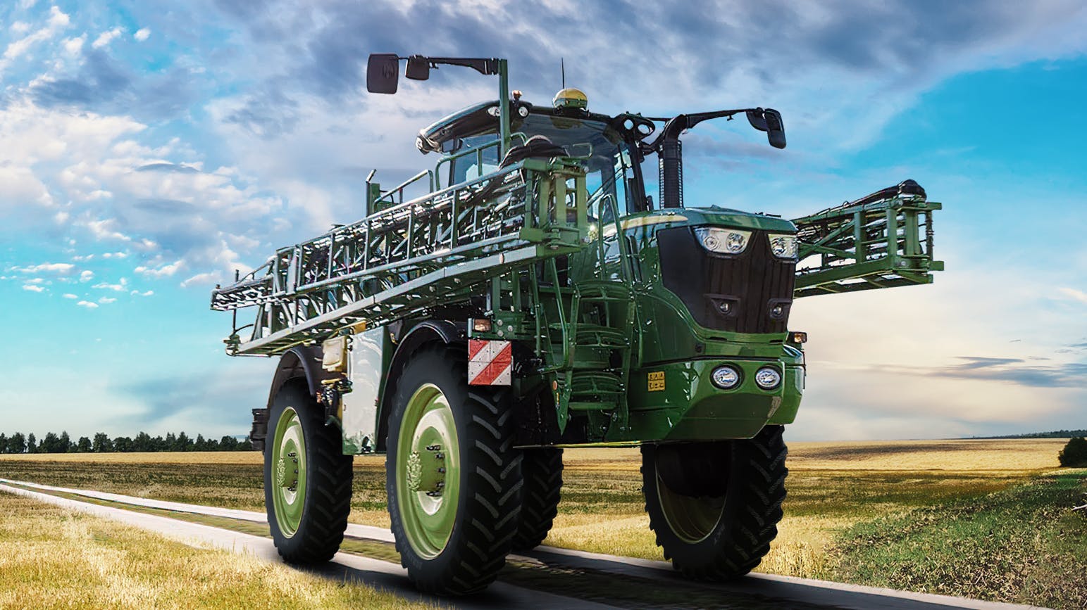 The addition of steel belts provides increased tread depth and more slender lugs on the AgriMax Spargo SB, and BKT says that results in an overall more open and taller tread pattern.