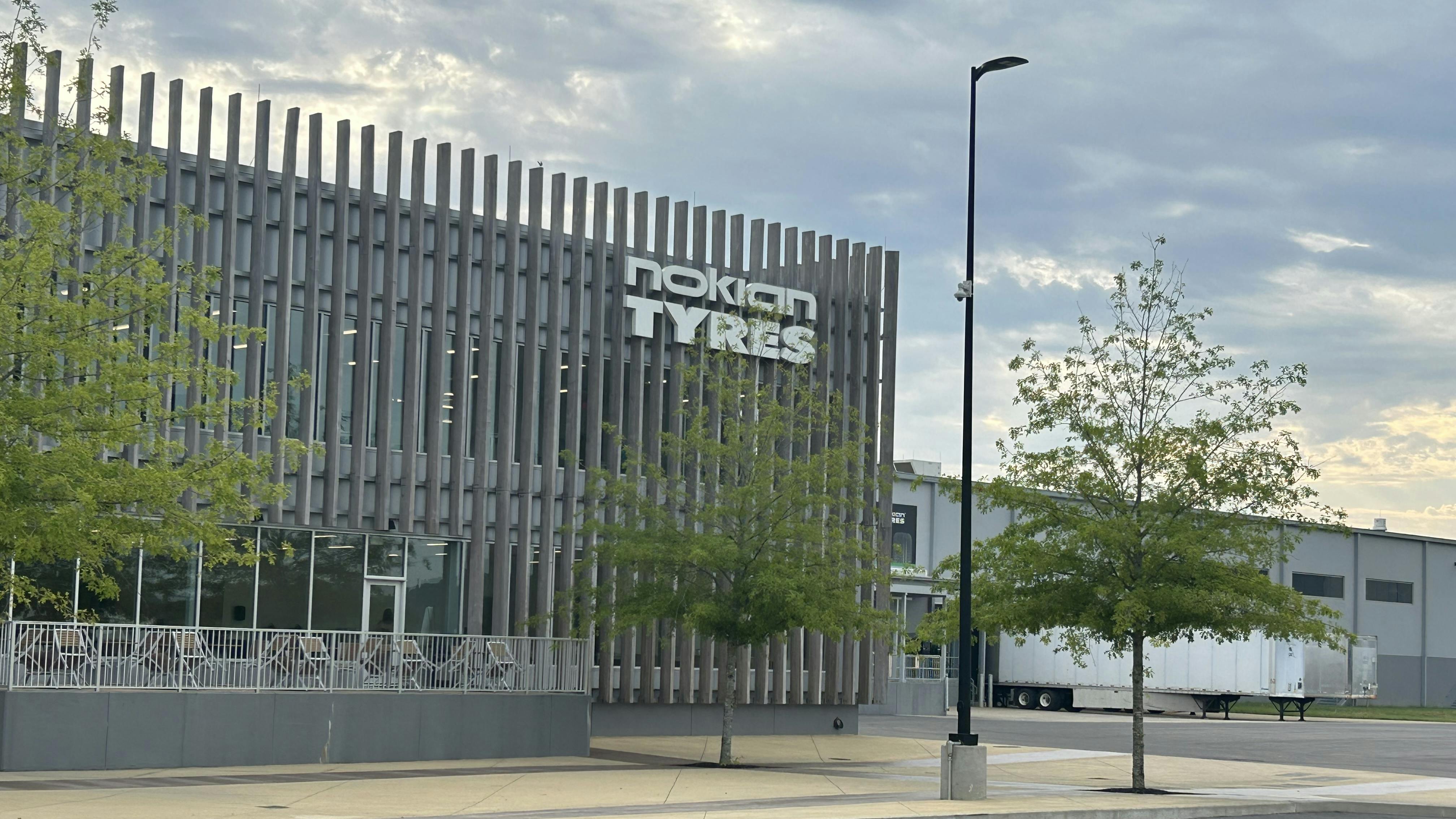 The distribution agreement gives Nokian 'access to ATD&rsquo;s extensive network, which includes more than 110 distribution centers across the United States serving approximately 80,000 customers,&rdquo; say Nokian officials.