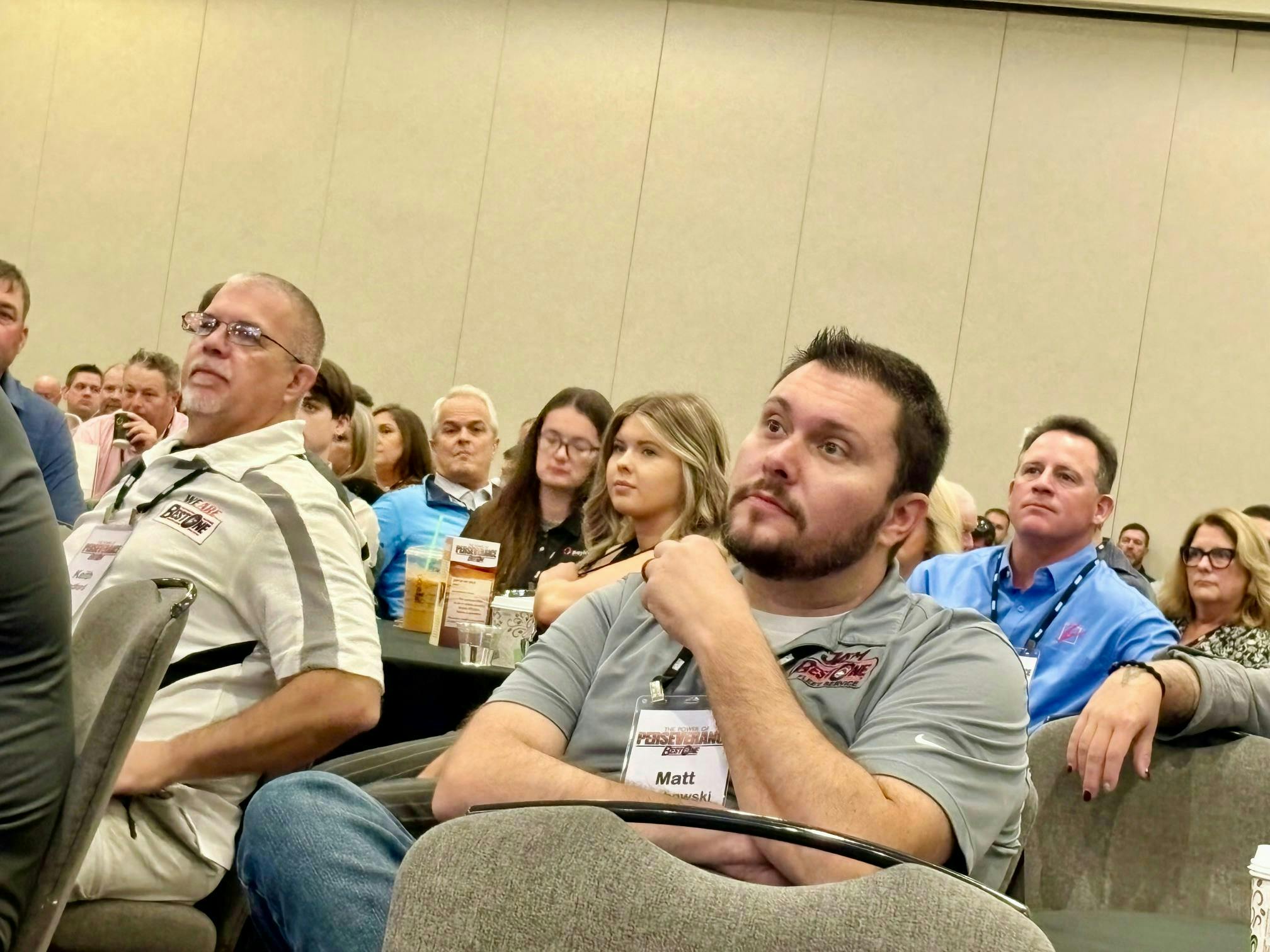 More than 450 people attended the recent Best-One Tire Group meeting. More than 450 people attended the recent Best-One Tire Group meeting.