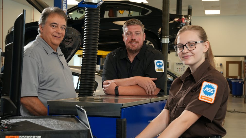 'This partnership bridges the gap between professional recognition and personal support,&rdquo; says John Kairys, executive director, AACF.