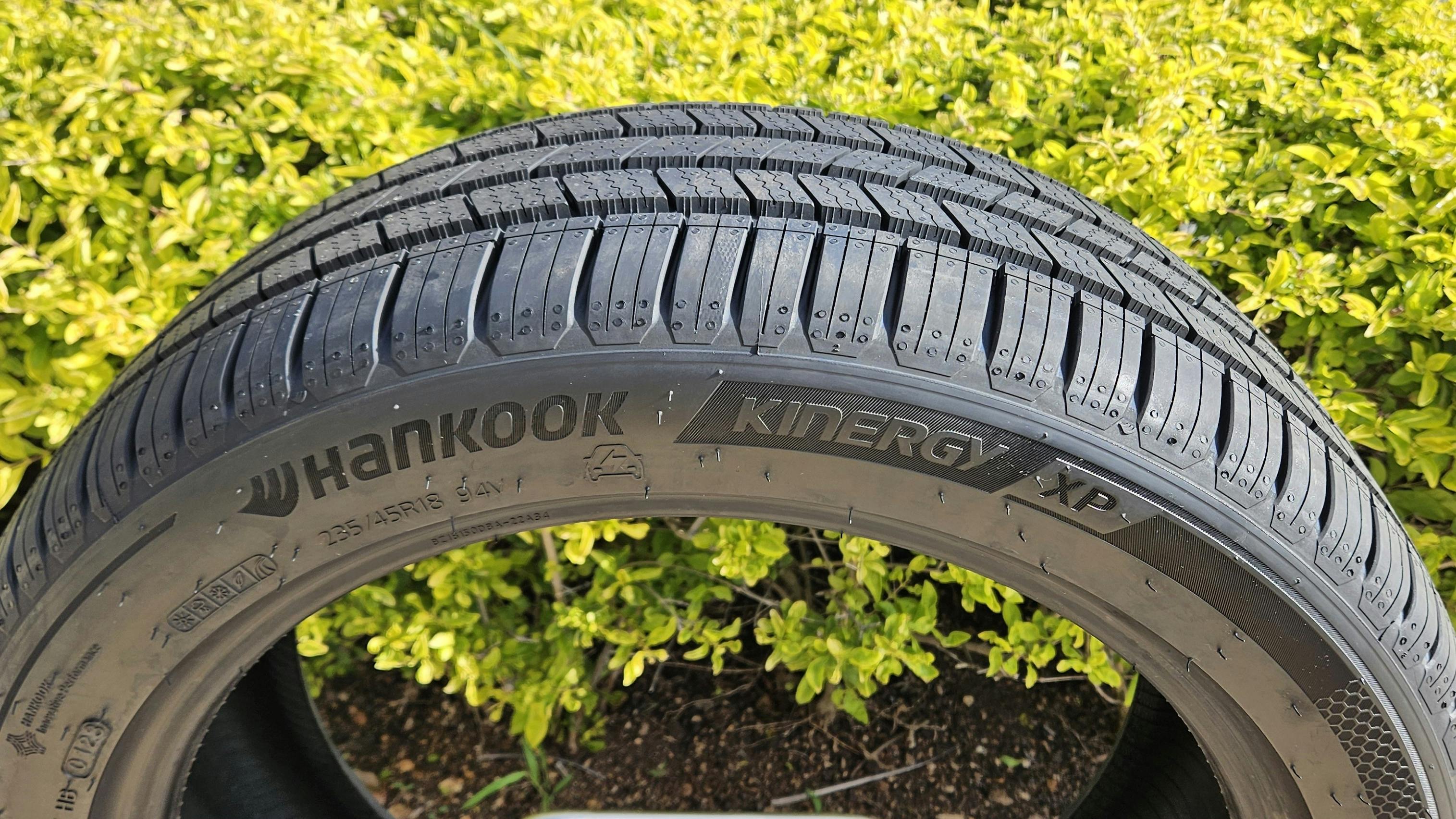 The survey 'found that 64% of men surveyed plan to purchase new tires, while nearly four in ten women (38%) indicate they&rsquo;ll replace their tires only when absolutely needed.'