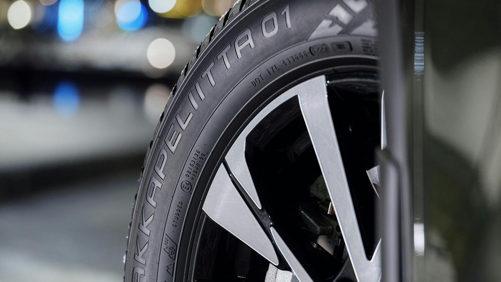 'As temperatures change, the studs adjust automatically between on-mode and off,' say Nokian officials. 'The innovation is the first of its kind in the tire industry.'
