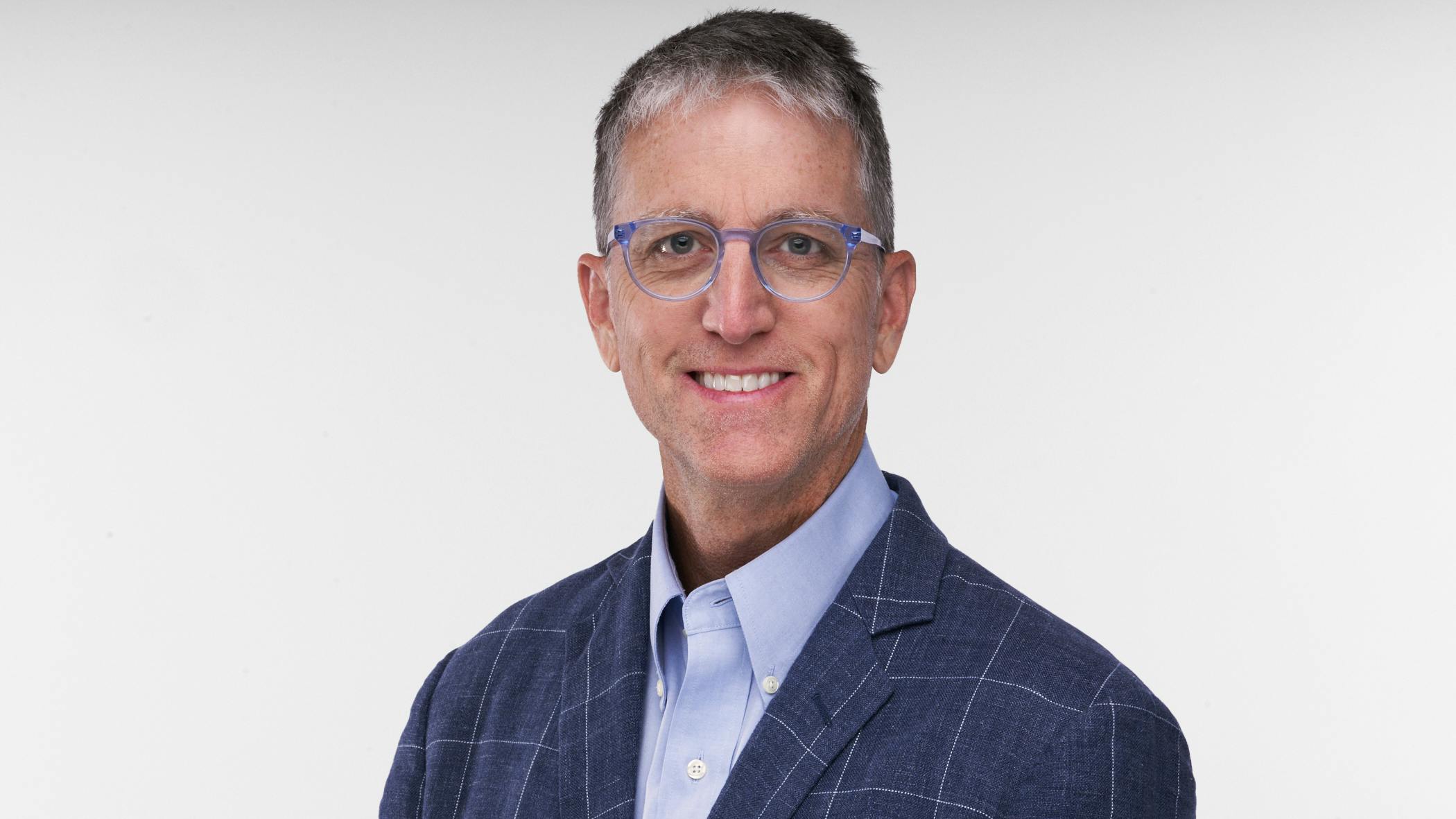 Schafer&rsquo;s experience includes 30 years with Michelin where he held various leadership roles and oversaw all business-to-business sales, distribution and operations activities for the company&rsquo;s North American region and led a team of more than 600 people.