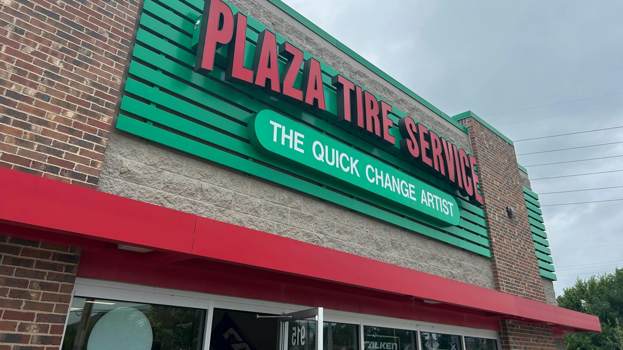 Sun Auto Tire & Service Inc. continues to add Plaza Tire Service stores.