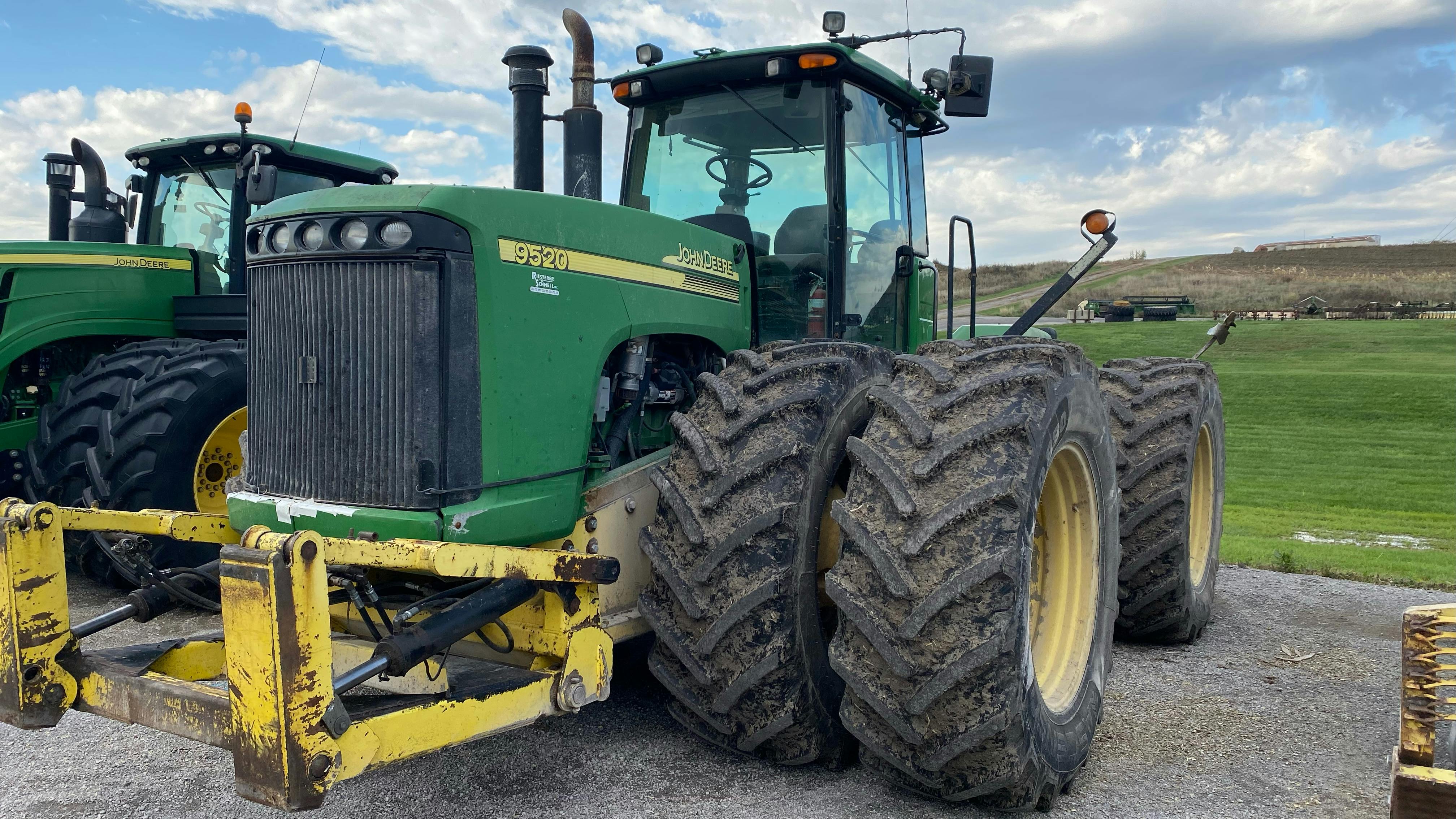 'Differentiate yourself with the value-add,' AG Tire Talk's James Tuschner tells farm tire dealers.