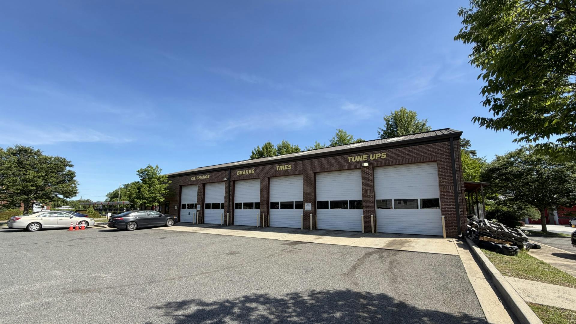 'Opening our first shop in the Charlotte region is a moment we've been looking forward to since day one,' says John Teddy, CEO of Straightaway.