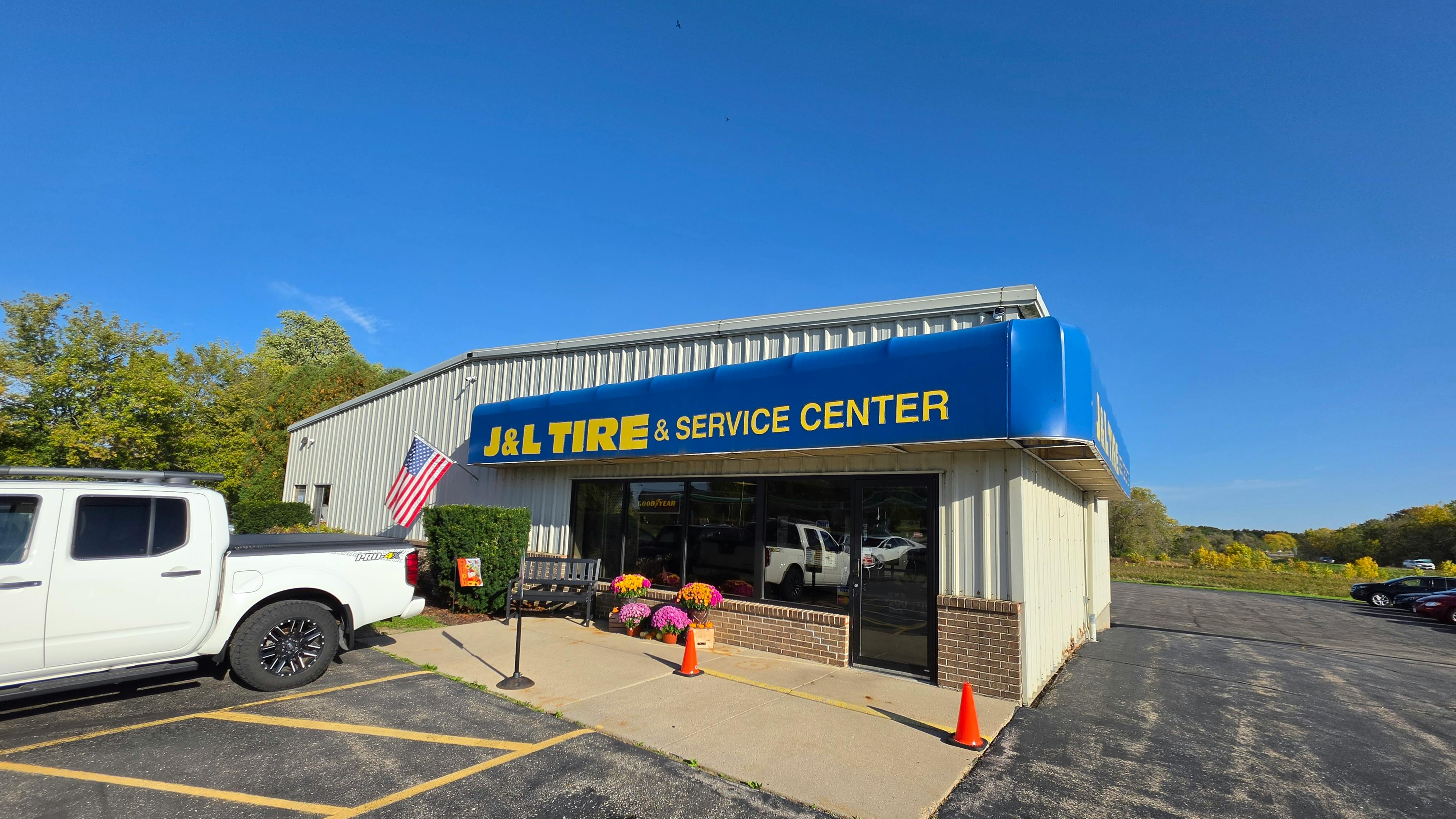 Left Lane Auto LLC recently expanded its presence in Wisconsin by acquiring J&amp;L Tire &amp; Service, a two-location tire dealership. .