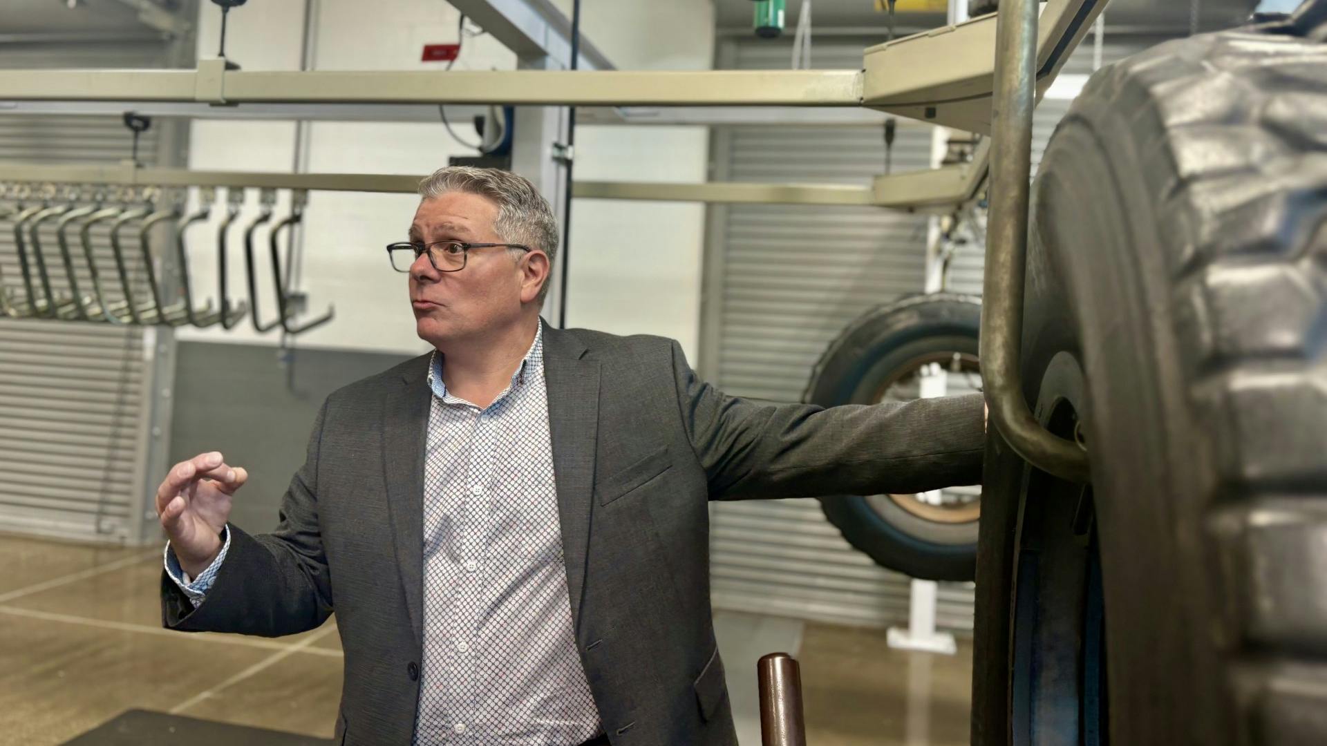 Bridgestone Americas Inc. recently opened a new Bandag Training Center at its Akron, Ohio, facility that will educate and train commercial tire dealers and fleets on the performance, sustainability and financial benefits of retreaded tires.